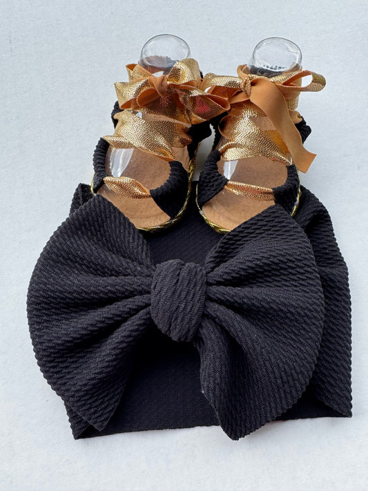 Set sandalias negro y oro